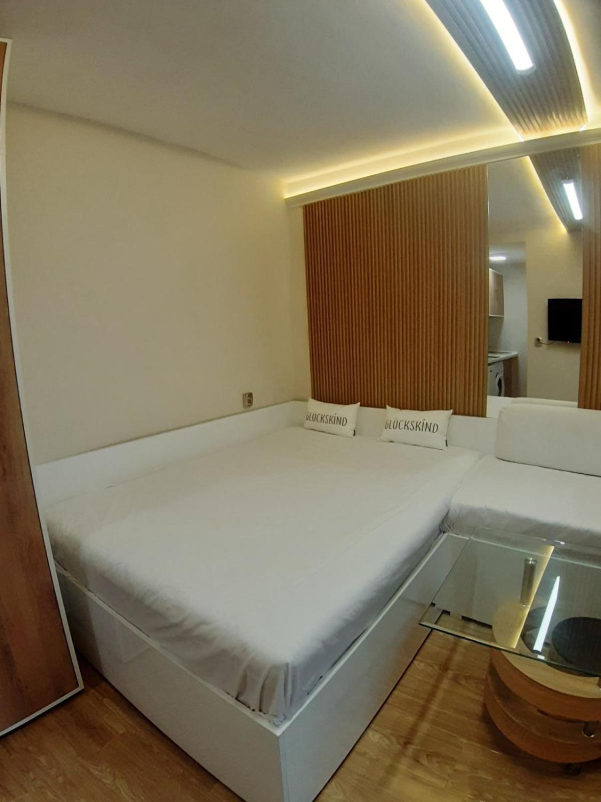 Apartment Tina Varna Bagian luar foto