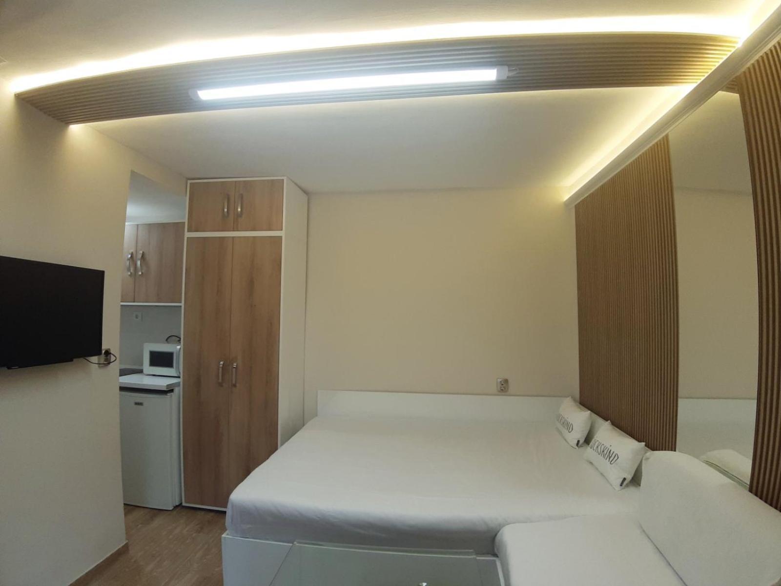 Apartment Tina Varna Bagian luar foto