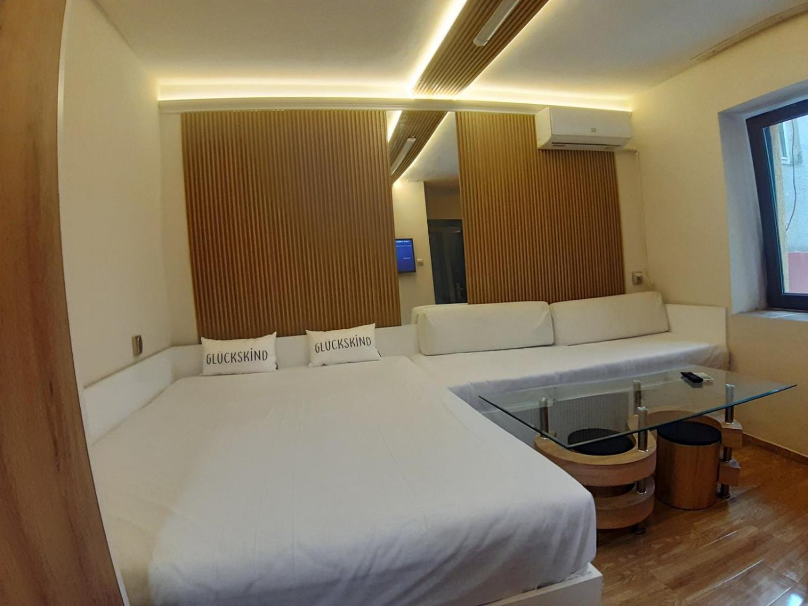 Apartment Tina Varna Bagian luar foto