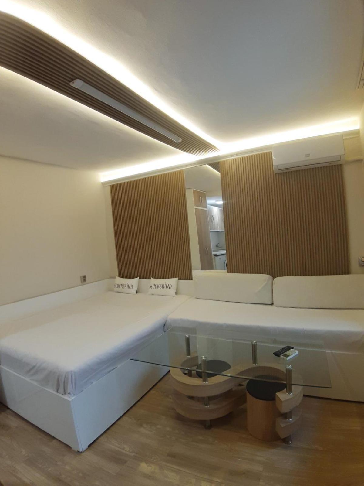 Apartment Tina Varna Bagian luar foto