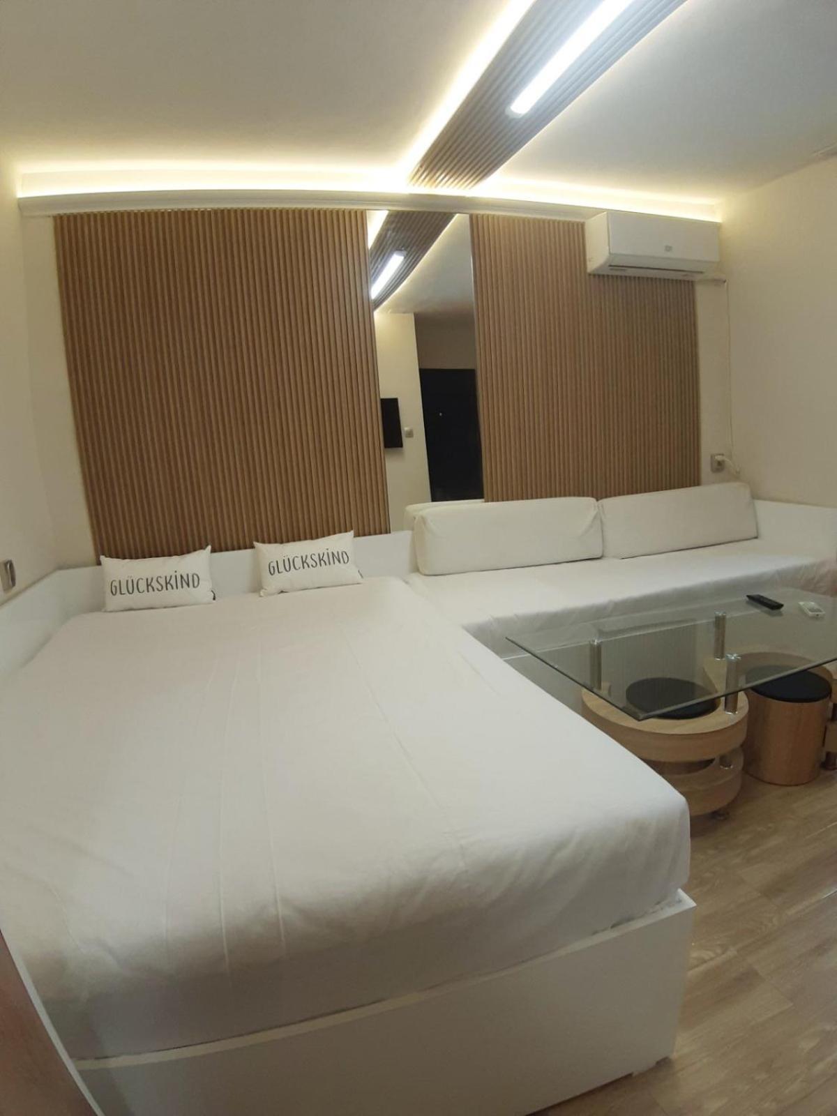 Apartment Tina Varna Bagian luar foto